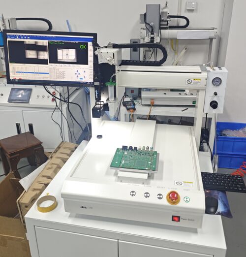 Ultime notizie aziendali su Macchina erogatrice di colla per programmazione fiduciale CCD